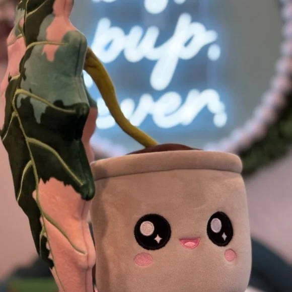 Plant Plushie - Variegated Alocasia Amazonica - Picture 3 of 3